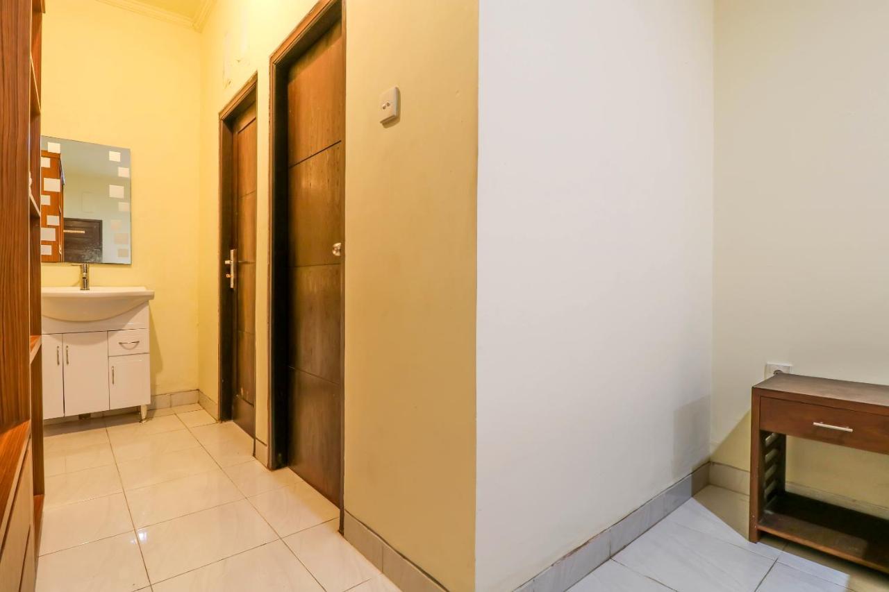 סמיניאק Oyo 2178 Merthan House מראה חיצוני תמונה